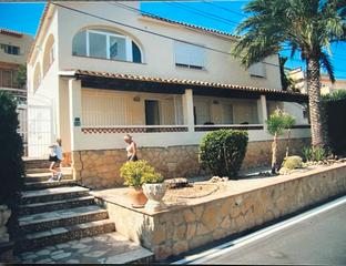 Xalet a L´Albir. Villa agradable y amplia con 3 apartamentos separados, un estudi