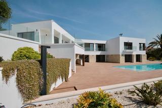 Chalet in Escandinavia-Cautivador. ¡espectacular villa de lujo nueva con hermosas vistas en una zon
