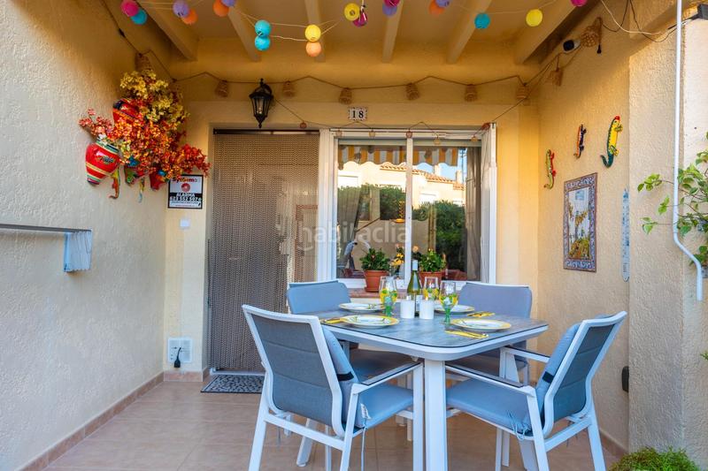 Foto f2c343c9-88dd-4b08-8083-4a8e5a43d20c. Reihenhaus mit pool in L´Albir Alfàs del Pi (l´)