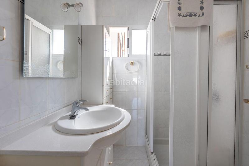 Foto 3f6ec26a-d2f1-4748-9c00-566da89a2cf6. Chalet fantástico chalet independiente con piscina privada y garaje – 2 dormitorios en Nucia (la)