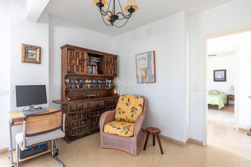 Foto 4127d861-da10-486c-8879-42f93923369a. Chalet fantástico chalet independiente con piscina privada y garaje – 2 dormitorios en Nucia (la)