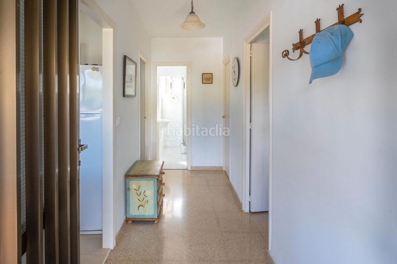 Foto ccf02bf0-02e3-4a11-9570-bae581992000. Chalet fantástico chalet independiente con piscina privada y garaje – 2 dormitorios en Nucia (la)