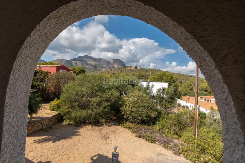 Foto ee32e1f1-c178-4bb9-9985-14b6ff9bf713. Chalet fantástico chalet independiente con piscina privada y garaje – 2 dormitorios en Nucia (la)