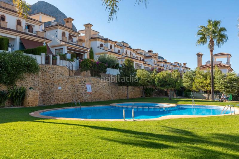 Foto 980bbc64-1670-46fd-a426-5dbe952a1f37. Casa a schiera con parcheggio piscina in Polop