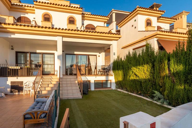 Foto c98e9f09-4b86-440f-9fb6-f7b9a264efce. Casa a schiera con parcheggio piscina in Polop