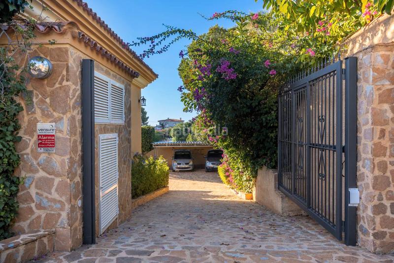 Foto 5f4e25e8-62bc-4c6f-8887-6e969e7252e0. Chalet con riscaldamento parcheggio piscina in San Rafael - Nucia Park Nucia (la)