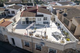 Chalet in Barranco Hondo. ¡preciosa villa independiente y soleada con un estudio independi