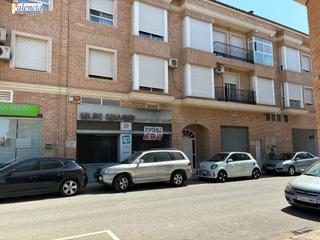 Lloguer Local Comercial a Silla. Local comercial reformado 254m zona ambulatorio