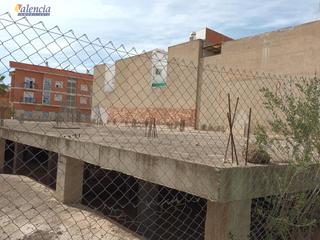 Terreny residencial a Vilamarxant. Obra parada c sant miquel, vilamarxant