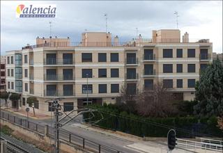 Aparcament cotxe a Benaguasil