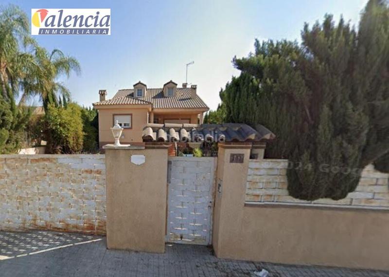 Foto 13de1d47-d201-4b13-968f-f717e1b3db70. Chalet con piscina in El Carme-Sant Agustí-Bonavista Eliana (l´)