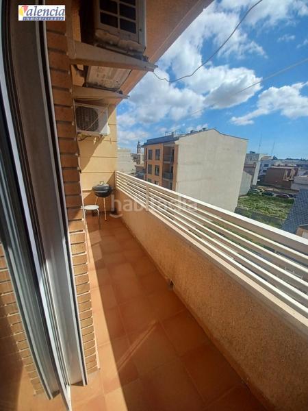 Foto 24f9f9de-ed0d-4047-a48e-001521593175. Flat with parking in Núcleo Urbano Pobla de Vallbona (la)