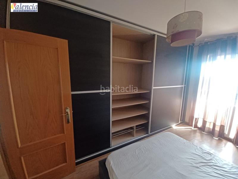 Foto 331631e2-4fe4-4deb-9c75-bf194d1021fa. Flat with parking in Núcleo Urbano Pobla de Vallbona (la)