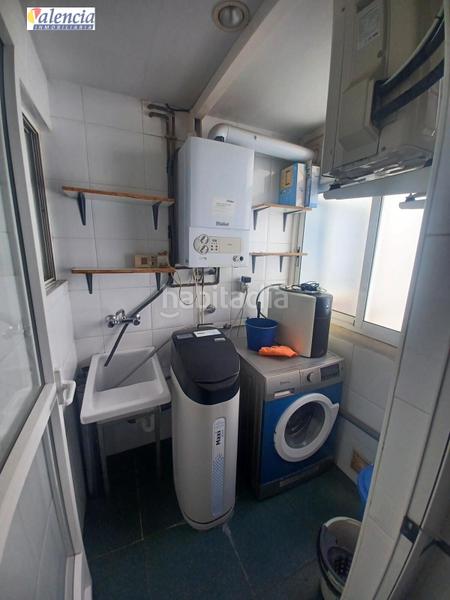 Foto 171ef5c7-5b83-446e-8f87-d48ce52b80bc. Pis amb aparcament a Núcleo Urbano Pobla de Vallbona (la)