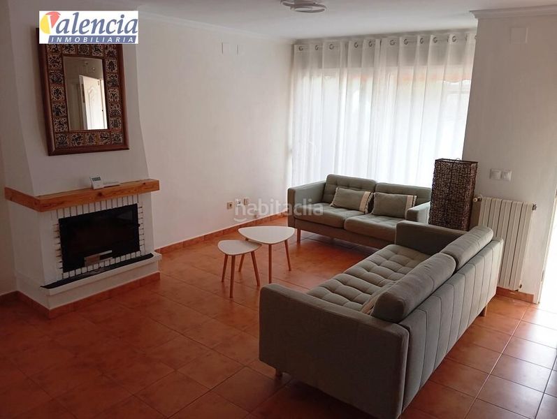 Foto 6afc228c-db98-4698-9002-4e793c555114. Casa adossada amb aparcament piscina a Mas Camarena Bétera