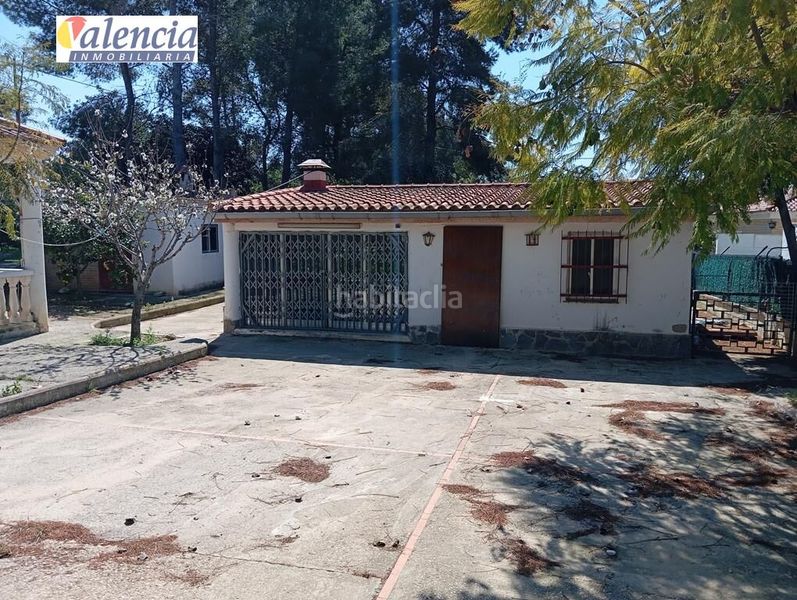 Foto 3b4077d1-74ae-40d0-9b25-637e3f019981. Chalet en Centro Chiva