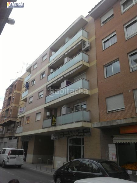 Foto b6aa715f-e3ba-497d-a56d-5a0222c89f7d. Parking coche en Centro Bétera