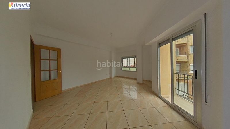 Foto 91ca7b82-f609-4777-a091-1e29e30dbbb8. Pis a El Alborgí Paterna