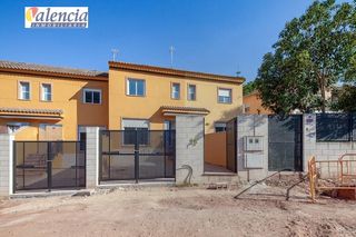 Semi detached house in Gilet