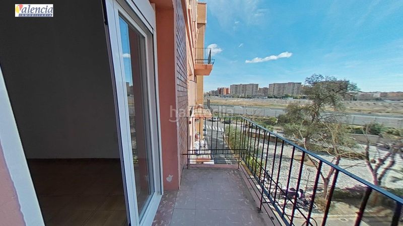 Foto 7c71fe74-a18a-40b0-98af-3b98b103b514. Pis a Centro Xirivella