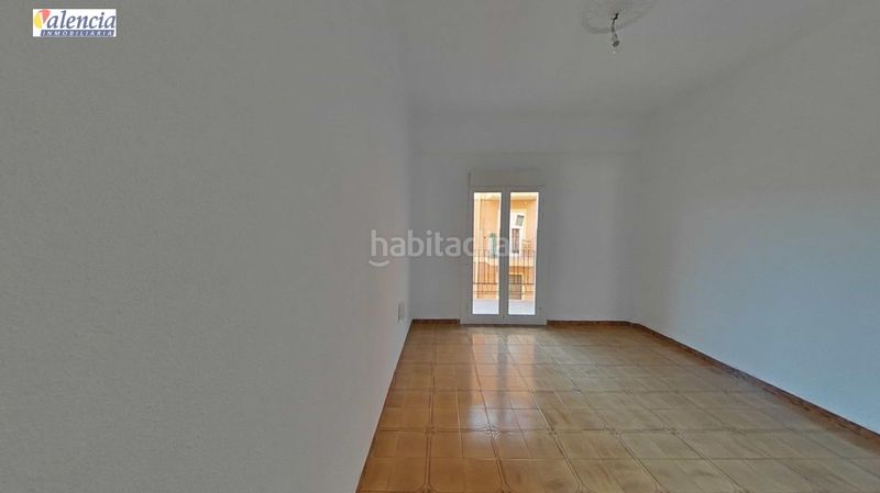 Foto a77d5b08-7e35-4ed1-828f-4d161218498d. Pis a Centro Xirivella
