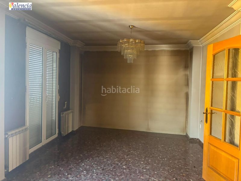 Foto 007a626e-bec4-4fb3-992e-78895db099fe. Casa amb aparcament a Utiel