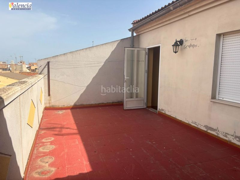 Foto 3a0b48cf-6a9e-49ea-8ba9-ee617c74e99e. Casa amb aparcament a Utiel