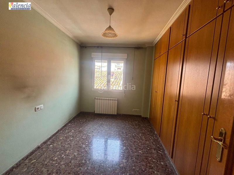 Foto 446f267b-d420-4406-9759-429f3de18a22. Casa amb aparcament a Utiel
