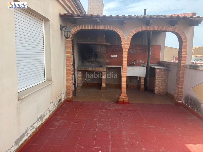 Foto 779f4ad4-b0e2-4086-bbe7-3f1535fa7ad5. Casa amb aparcament a Utiel