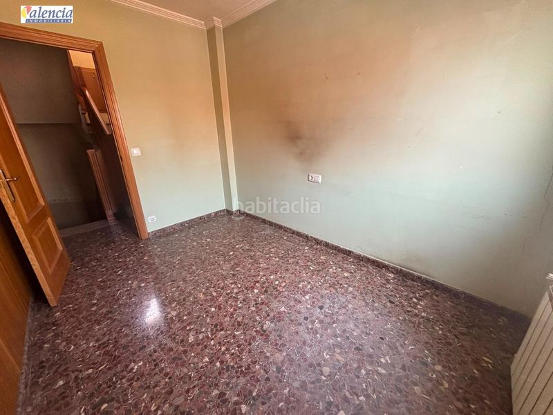 Foto 8a9d5197-174b-4718-b79e-75ba4897d8a2. Casa amb aparcament a Utiel