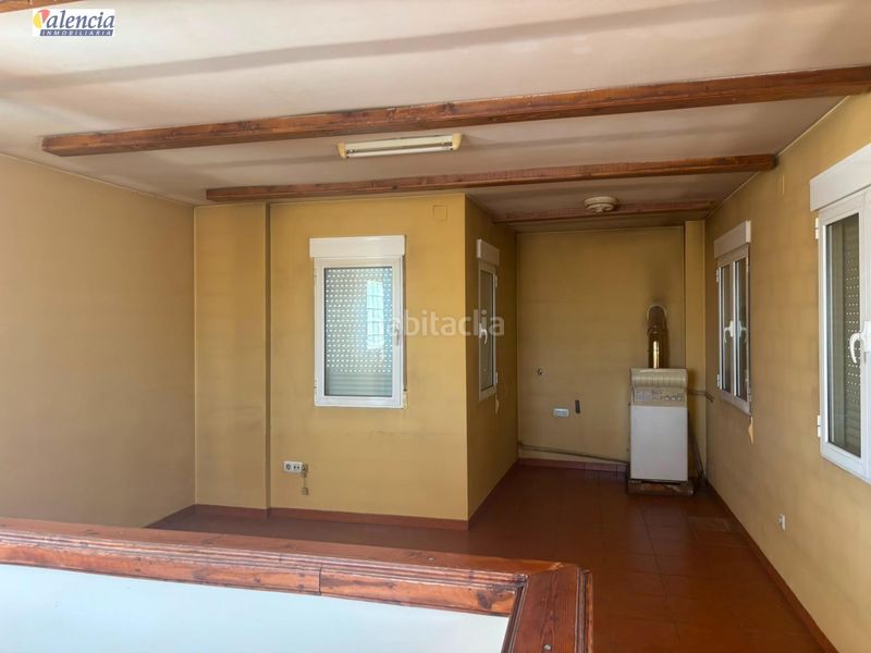 Foto da5f9fc3-b00c-432b-add3-2e1f6afa54d7. Casa amb aparcament a Utiel