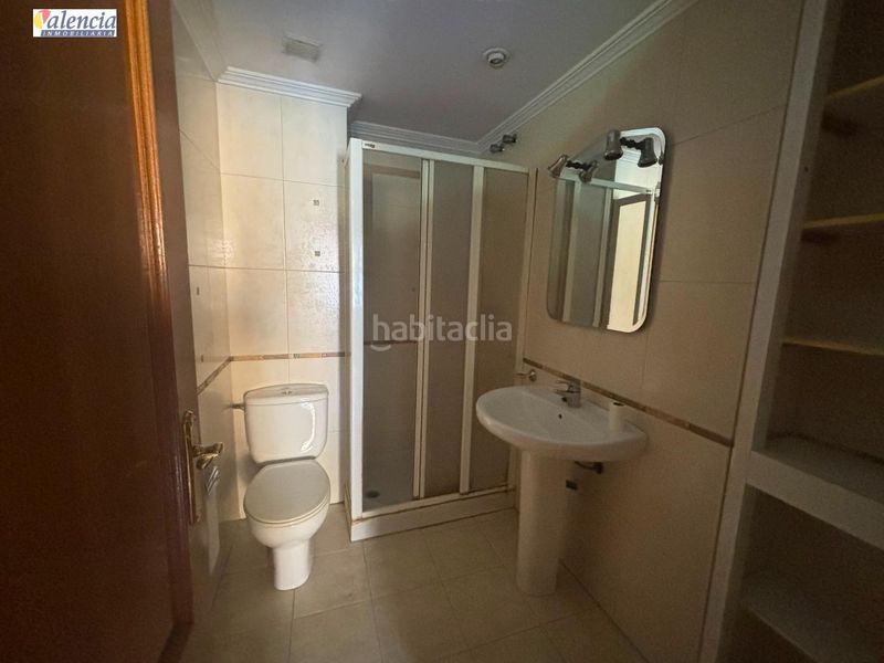 Foto ef415998-3c39-42e7-8b2c-ab104aec7b71. Casa amb aparcament a Utiel