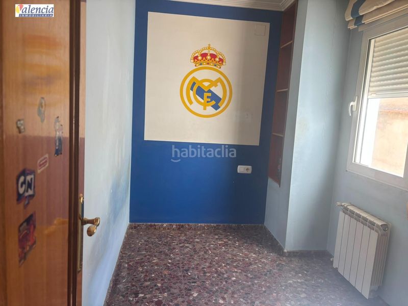 Foto f1e54b14-8bcb-486c-be89-05b1bee46610. Casa amb aparcament a Utiel