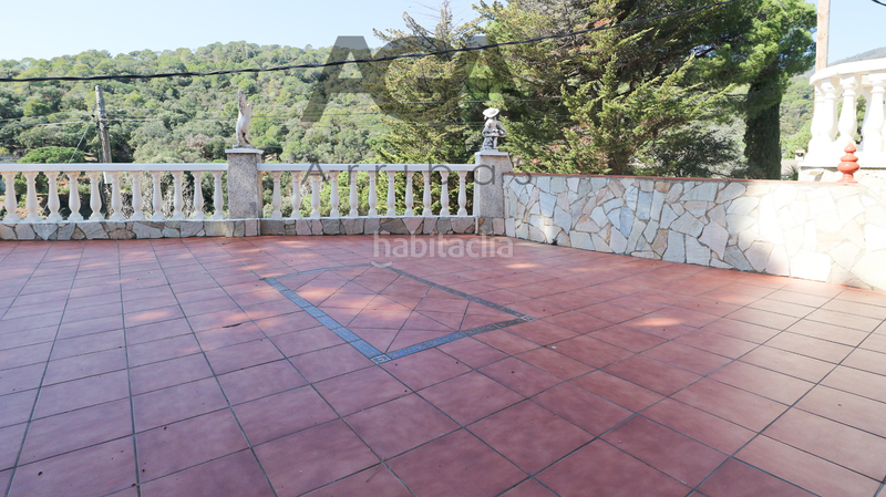 Foto 4a695ee0-4086-40f7-8ec7-b10e9c0031dc. Casa con piscina in Sant Cebrià de Vallalta