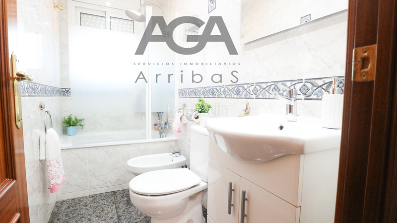 Foto dbdecf3d-66e7-49d9-aa3e-f3502da3041d. Casa con piscina in Sant Cebrià de Vallalta