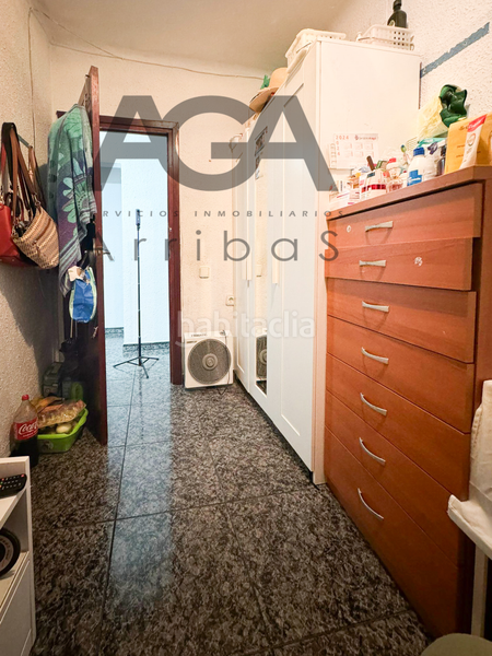 Foto 817d982a-7489-4927-8438-ee6de823a30f. Piso  a 5 min del metro l2 en Sant Crist Badalona