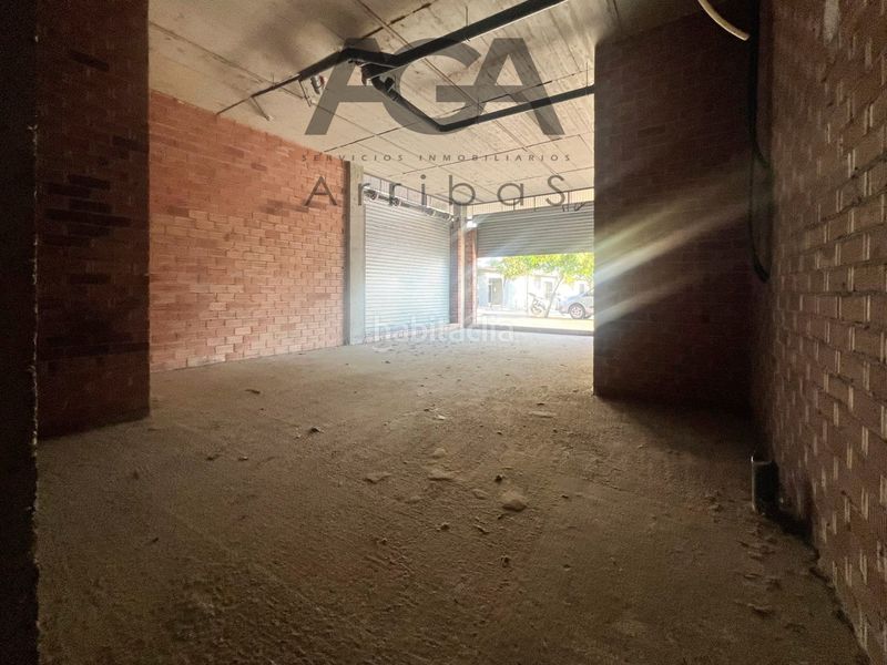 Foto 163b2220-ce29-4021-867d-e42164e95483. Local comercial local en alquiler en plaza de mateu rotger i rosquellas, canyadó,casagemes en Badalona