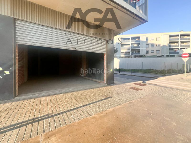 Foto 40044062-f4c2-4a9d-b7d6-93fc7496ec9a. Local comercial local en alquiler en plaza de mateu rotger i rosquellas, canyadó,casagemes en Badalona