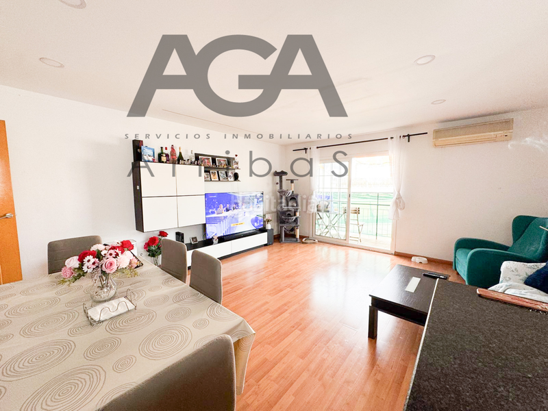 Foto e24bef61-6131-4a9d-abb6-96379b5a8a70. Etagenwohnung in La Salut Badalona