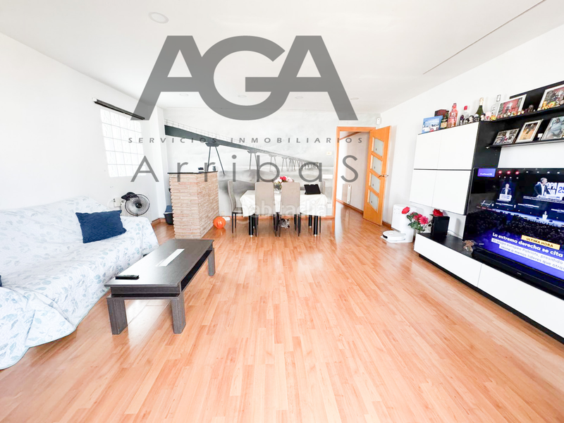 Foto 0d879283-fbca-4f99-8a50-f9bfb4967cf4. Piso en La Salut Badalona