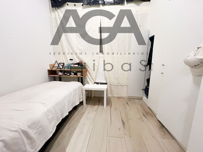 Foto aea6c2b3-3a23-4999-89ca-b27d5680abd5. Pis a Sant Crist Badalona