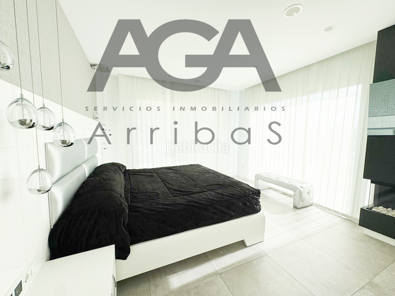 Foto 01e43076-223f-402c-9bd8-3d2c9b6072f2. Chalet mit pool in Riera Alta Santa Coloma de Gramenet