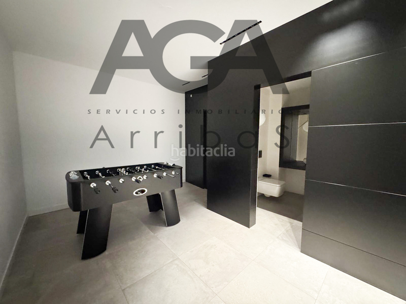 Foto 3137b91e-89e8-435b-929d-c644954ac18c. Chalet mit pool in Riera Alta Santa Coloma de Gramenet