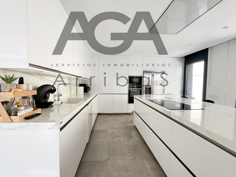 Foto 3a15061f-f71b-4ff6-91c2-d96c26913495. Chalet mit pool in Riera Alta Santa Coloma de Gramenet