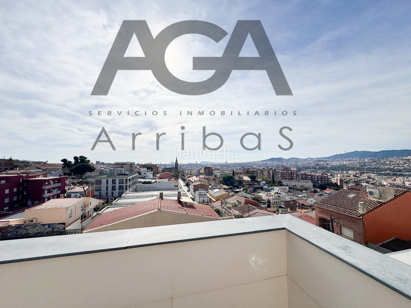 Foto 55899538-df5c-4809-a622-4e33fa5a9863. Chalet mit pool in Riera Alta Santa Coloma de Gramenet