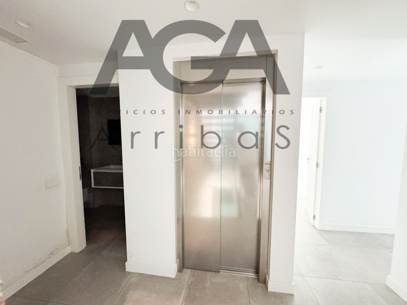 Foto af8f99ae-2421-4504-9a67-1b0f95c171d0. Chalet mit pool in Riera Alta Santa Coloma de Gramenet