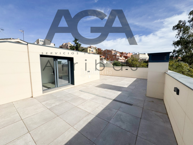 Foto bd835eb5-43f9-4d12-b123-01d82d8ae220. Chalet mit pool in Riera Alta Santa Coloma de Gramenet