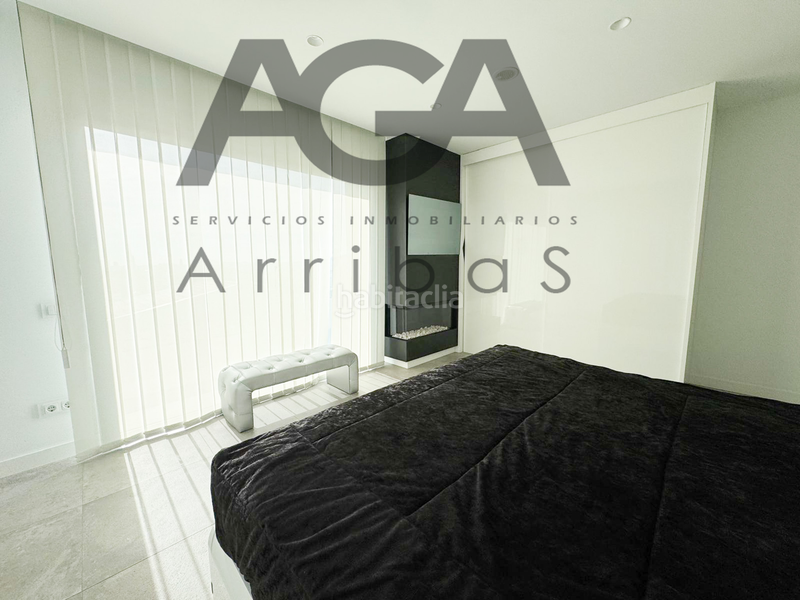 Foto d18c0b6e-07d6-4e3b-b865-0022d00f4f19. Chalet mit pool in Riera Alta Santa Coloma de Gramenet