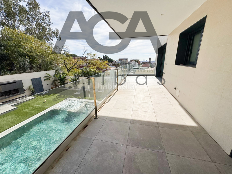 Foto d57ad9de-19fa-41d1-a598-bb7cc1b359ea. Chalet mit pool in Riera Alta Santa Coloma de Gramenet