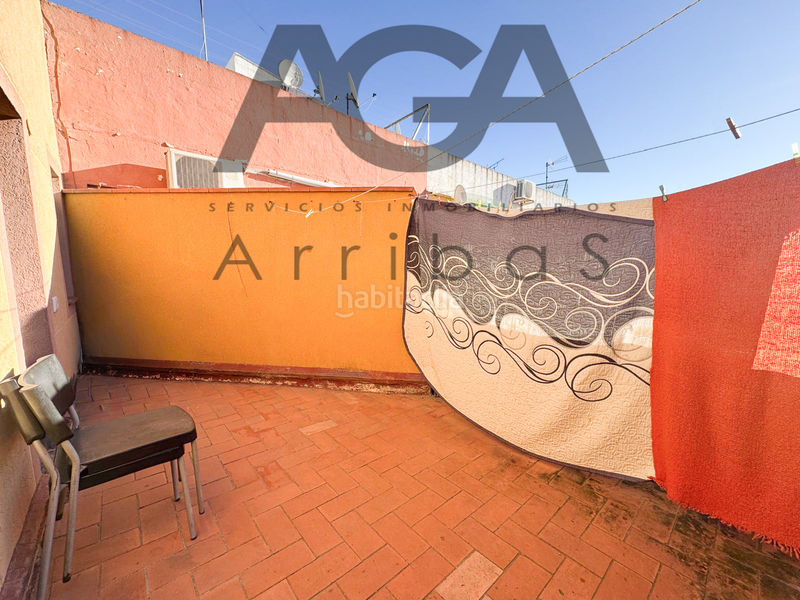 Foto baef7272-dae6-4a76-b51b-c3078771740e. Attico in Santa Rosa Santa Coloma de Gramenet